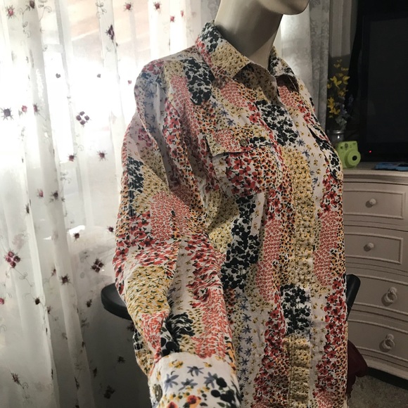 Tomy Hilfiger Top - Picture 1 of 5